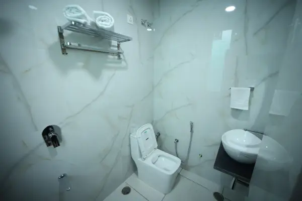 Rooms & Suites