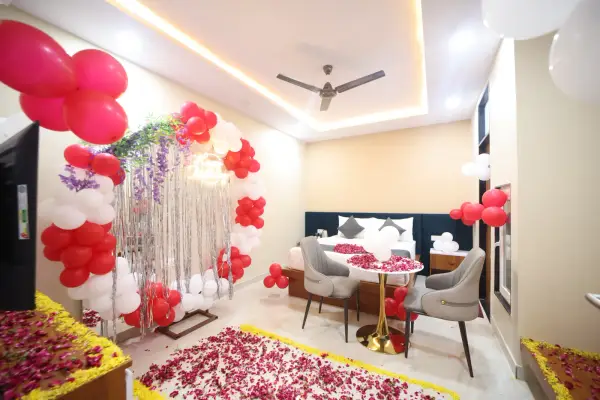 Rooms & Suites