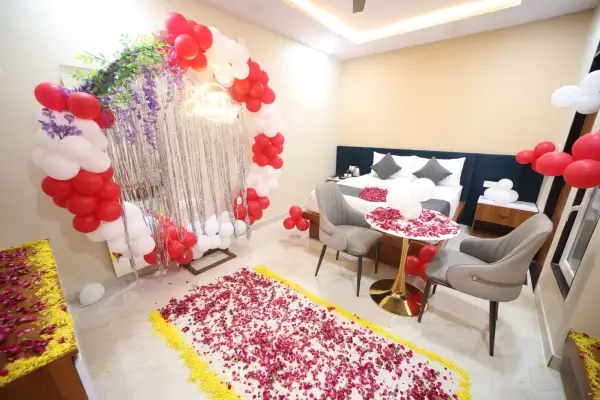 Rooms & Suites